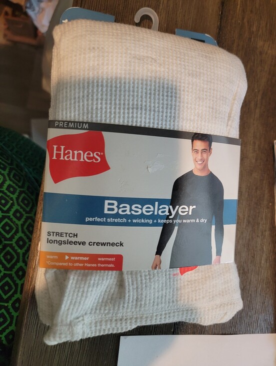 Hanes Other - Hanes Men's White Baselayer Long Sleeve Crewneck Shirt